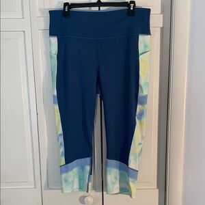 Tek Gear Drytek Multicolor Mid-calf Leggings EUC